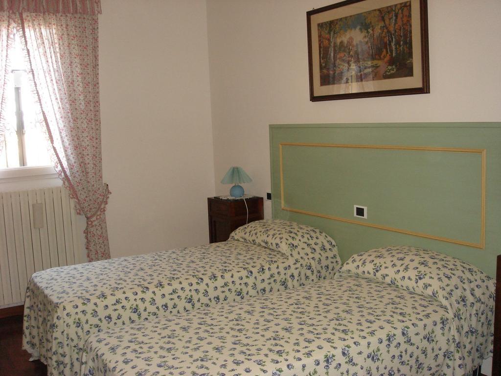 La Corte Del Cavaliere Bed & Breakfast Calderara di Reno Quarto foto