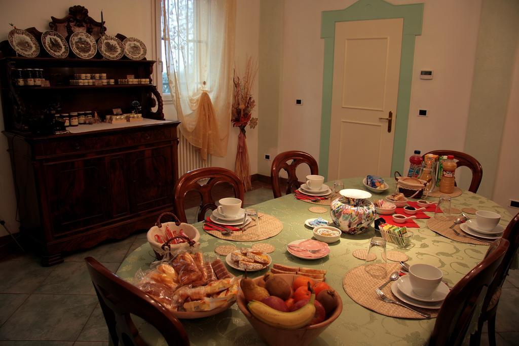 La Corte Del Cavaliere Bed & Breakfast Calderara di Reno Exterior foto